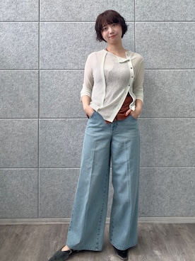 「ALL NEW MART（オールニューマート）の多ボタンデザイントップス（Tシャツ/カットソー、グリーン系）」を使った、yukiさん（レディース・164cm）の春コーディネート