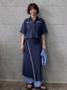 「ALL NEW MART（オールニューマート）のウェーブラインパイルトップス（シャツ/ブラウス、ブルー系）」を使った、yukiさん（レディース・164cm）の秋コーディネート