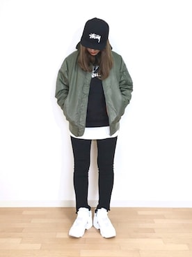 「FLAGSTUFF（フラグスタフ）のアイテム」を使った、𝐩𝐨𝐧𝐢さん（レディース・157cm）の冬コーディネート