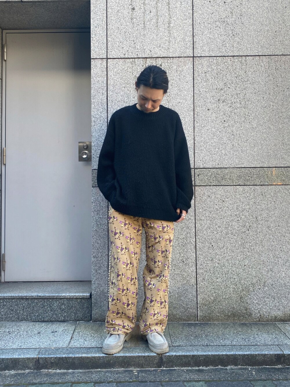 「ニット、ビッグシルエット、LHP、オーバーサイズ、大人カジュアル、カジュアルコーデ、秋コーデ、WHITELAND BLACKBURN、midorikawa」｜「WHITELANDのWHITELAND/ホワイトランド/リブニット（ニット/セーター、ブラック系）」を使った、shintaro itoさん（メンズ・173cm）の秋コーディネートの1枚目の写真