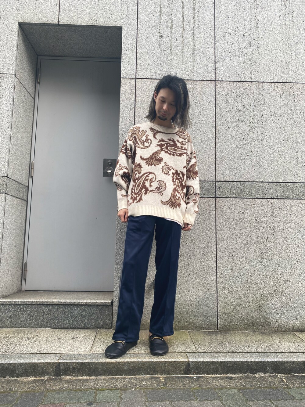 「秋のコーデ、LHP、アースカラー、大人コーデ、リラックススタイル、NEEDLES、A4A、秋トレンド2021、hyusto」｜「Needlesのアイテム（その他パンツ、ブルー系）」を使った、shintaro itoさん（メンズ・173cm）の秋コーディネートの1枚目の写真