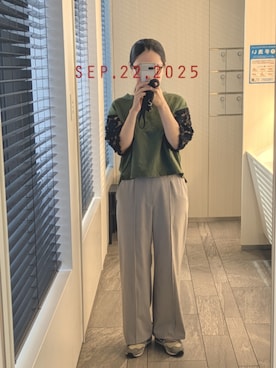 「アイテム（スニーカー）」を使った、mokoさん（レディース・157cm・30代）の秋コーディネート