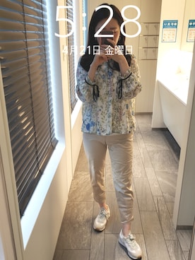 「Three Four Time（ｽﾘｰﾌｫｰﾀｲﾑ）のアイテム（トップス）」を使った、mokoさん（レディース・157cm）の春コーディネート