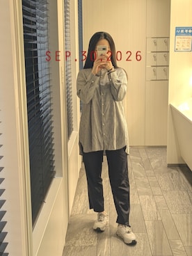 「BEAUTY&YOUTH UNITED ARROWS（ビューティーアンドユースユナイテッドアローズ）のツイルチンツ アウトゴム パンツ -ウォッシャブル-（その他パンツ、ブルー系）」を使った、mokoさん（レディース・157cm）の秋コーディネート