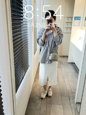 「VEJA（ヴェジャ）のアイテム」を使った、mokoさん（レディース・157cm）の春コーディネート