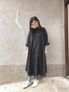 「秋トレンド2021」｜「アイテム（シャツワンピース）」を使った、もぴこさん（レディース・160cm）の秋コーディネート