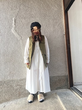 「カーキ」｜「アイテム（シャツワンピース）」を使った、もぴこさん（レディース・160cm）の秋コーディネート