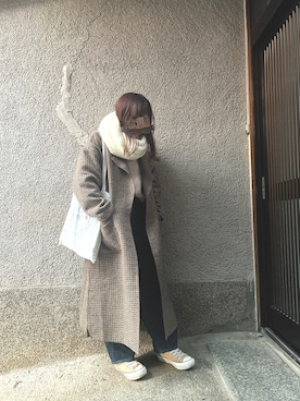 「アイテム（ストール/ショール、ホワイト系）」を使った、もぴこさん（レディース・160cm）の冬コーディネート