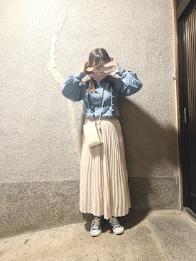 「blue」｜「アイテム（スニーカー）」を使った、もぴこさん（レディース・160cm）の秋コーディネート