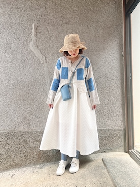 「blue」｜「アイテム（帽子）」を使った、もぴこさん（レディース・160cm）の春コーディネート