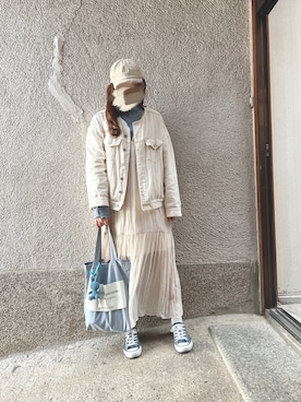 「オールホワイト」｜「アイテム（ノーカラージャケット）」を使った、もぴこさん（レディース・160cm）の春コーディネート