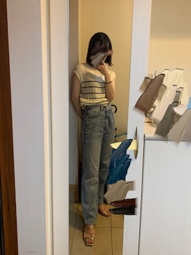 「GU（ジーユー）のGU/ハイウエストストレートジーンズ/63 BLUE（デニムパンツ、ブルー系）」を使った、aemiさん（レディース・158cm）の夏コーディネート