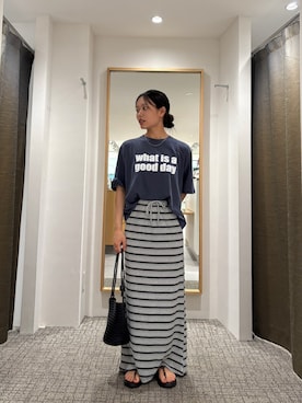 「CANAL JEAN（キャナルジーン）のLakey Park　good day Tシャツ（Tシャツ/カットソー、ブルー系）」を使った、舞幸さん（レディース・156cm）の夏コーディネート