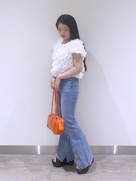 「NATURAL BEAUTY BASIC（ナチュラルビューティーベーシック）のバックリボンシャーリングブラウス（シャツ/ブラウス、ホワイト系）」を使った、YUさん（レディース・150cm）の夏コーディネート