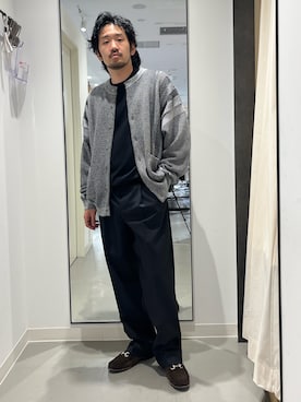 「URBAN RESEARCH DOORS（アーバンリサーチドアーズ）のYASHIKI　SHINRYO CARDIGAN（カーディガン/ボレロ、グレー系）」を使った、nonayuuさん（メンズ・173cm）の秋コーディネート