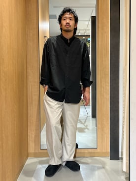 「URBAN RESEARCH DOORS（アーバンリサーチドアーズ）のSTILL BY HAND　GARMENTDYE BANDCOLLAR SHIRTS（シャツ/ブラウス、ブラック系）」を使った、nonayuuさん（メンズ・173cm）の秋コーディネート