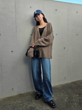 「Dr. Martens（ドクターマーチン）のアイテム」を使った、ARINA / 杉本侑菜さん（骨格ウェーブ・レディース・163cm）の秋コーディネート