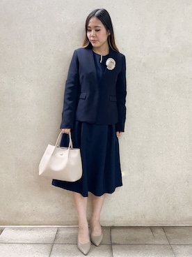 「アイテム（ブローチ/コサージュ、ベージュ系）」を使った、kanaさん（レディース・159cm）の冬コーディネート