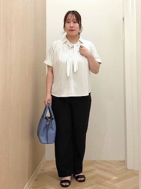 「アイテム（トートバッグ、ブルー系）」を使った、akariさん（レディース・158cm）の夏コーディネート