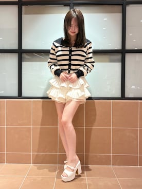「ESPERANZA（エスペランサ）の【ラク盛り/約12cm】ラク盛り厚底グリッターツイードミュール（サンダル、ホワイト系）」を使った、Arisaさん（レディース・159cm）の春コーディネート