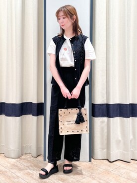 「grove（グローブ）の【コラボITEM】DILIGENCE PARLOUR フォトフレアTシャツ（Tシャツ/カットソー、ホワイト系）」を使った、SAYAKAさん（レディース・161cm）の夏コーディネート