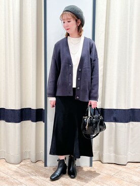 「grove（グローブ）の季節に映える　ニットカーディガン（カーディガン/ボレロ、グレー系）」を使った、SAYAKAさん（レディース・161cm）の秋コーディネート