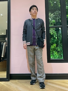 「アイテム（スウェット、パープル系）」を使った、Nagaseさん（メンズ・176cm）の冬コーディネート