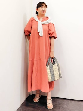 「アイテム（イヤリング、ベージュ系）」を使った、こんちゃんさん（レディース・162cm）の夏コーディネート