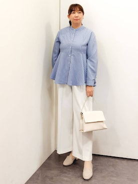 「アイテム（イヤリング、ベージュ系）」を使った、こんちゃんさん（レディース・162cm）の冬コーディネート