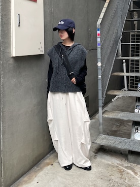 「goocy（グーシー）のフーディーニットベスト（ニット/セーター、グレー系）」を使った、飯塚りおんさん（レディース・152cm）の夏コーディネート