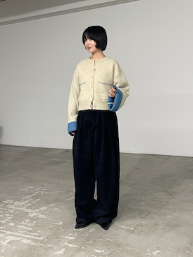 「goocy（グーシー）のアルパカタッチダブルフェイスカーデ（カーディガン/ボレロ、ホワイト系）」を使った、飯塚りおんさん（レディース・152cm）の秋コーディネート