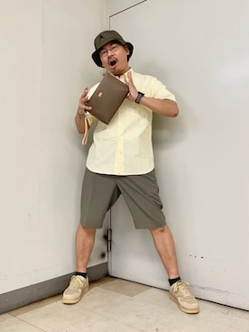 「アイテム（ブレスレット、グリーン系）」を使った、MAKOTO AI Kaminaさん（メンズ・170cm）の夏コーディネート