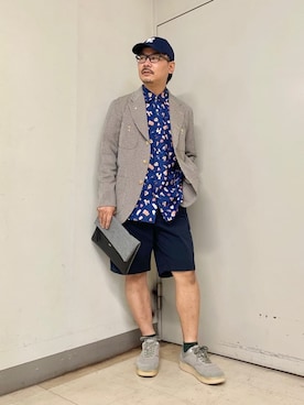 「アイテム（クラッチバッグ、グレー系）」を使った、MAKOTO AI Kaminaさん（メンズ・170cm）の夏コーディネート