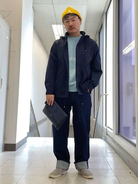 「アイテム（クラッチバッグ、ブルー系）」を使った、MAKOTO AI Kaminaさん（メンズ・170cm）の春コーディネート