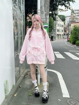 「Ank Rouge（アンクルージュ）のハートウサギのBIGパーカー（Tシャツ/カットソー、ピンク系）」を使った、さきちゃんさん（レディース・167cm）の秋コーディネート