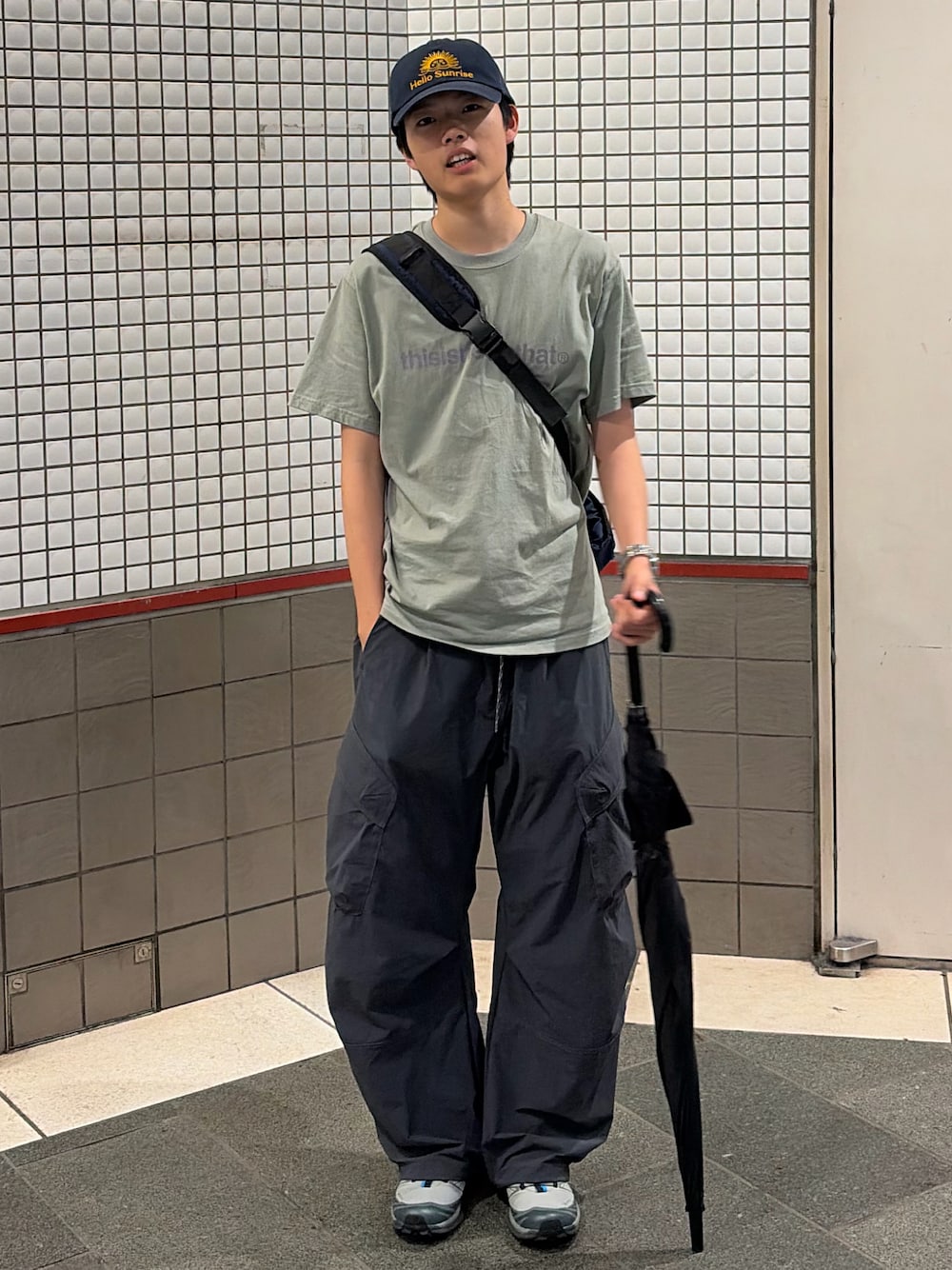 HELLO SUNRISEのキャップを使った人気ファッションコーディネート - WEAR
