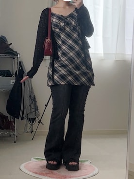 「SHEINのアイテム（デニムパンツ、ブラック系）」を使った、モモ子さん（レディース・150cm）の夏コーディネート