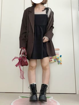 「Shoes in Closet（シューズインクローゼット）の厚底 プラットフォーム バルキーソール レースアップ ブーツ 957（ブーツ、ブラック系）」を使った、モモ子さん（レディース・150cm）の秋コーディネート