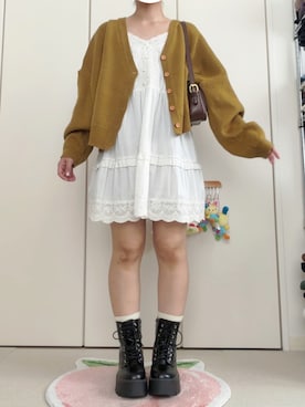 「Shoes in Closet（シューズインクローゼット）の厚底 プラットフォーム バルキーソール レースアップ ブーツ 957（ブーツ、ブラック系）」を使った、モモ子さん（レディース・150cm）の秋コーディネート