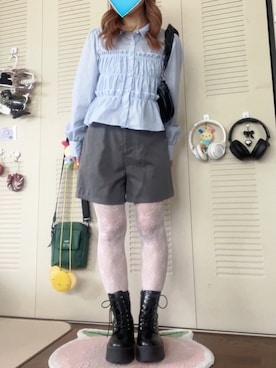「Shoes in Closet（シューズインクローゼット）の厚底 プラットフォーム バルキーソール レースアップ ブーツ 957（ブーツ、ブラック系）」を使った、モモ子さん（レディース・150cm）の春コーディネート