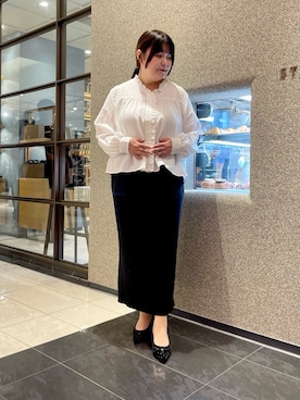 「H&M（エイチ・アンド・エム）のアイテム（シャツ/ブラウス、ホワイト系）」を使った、ﾏﾁさん（レディース・158cm）の秋コーディネート