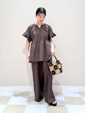 「ITEMS URBANRESEARCH（アイテムズ アーバンリサーチ）の袖フリルスキッパーブラウス（シャツ/ブラウス、ブラウン系）」を使った、おすみさん（レディース・152cm）の夏コーディネート