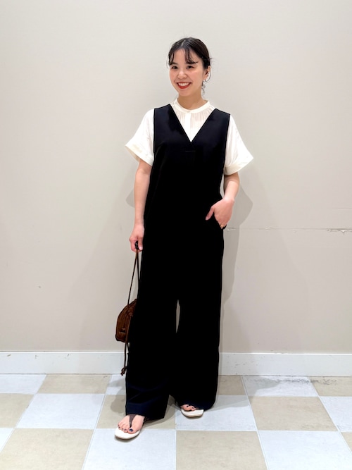 URBAN RESEARCH DOORS（アーバンリサーチドアーズ） パンツ Vネック