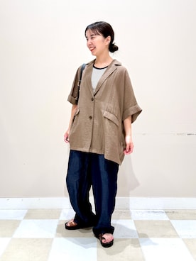 「URBAN RESEARCH DOORS（アーバンリサーチドアーズ）のリヨセルデニムイージーパンツ（デニムパンツ、ブルー系）」を使った、おすみさん（レディース・152cm）の夏コーディネート