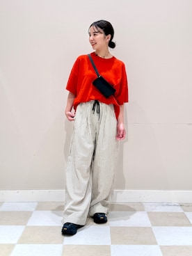 「ITEMS URBANRESEARCH（アイテムズ アーバンリサーチ）のサッカーストライプパンツ（その他パンツ、ブラック系）」を使った、おすみさん（レディース・152cm）の夏コーディネート