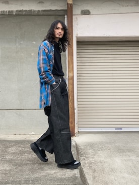 「N.HOOLYWOOD COMPILE（N.ハリウッド コンパイル）のアイテム（サンダル）」を使った、君嶋麻耶さん（メンズ・176cm）の春コーディネート