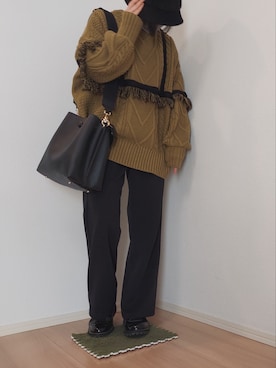 「ボリュームニット」｜「アイテム（スラックス）」を使った、hanateaさん（レディース・156cm）の冬コーディネート