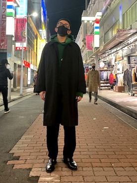 「A4A（エーフォーエー）のアイテム（ステンカラーコート）」を使った、神田潔さん（メンズ・175cm）の春コーディネート