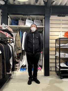 「B'2nd（ビーセカンド）のアイテム（スラックス）」を使った、神田潔さん（メンズ・175cm）の冬コーディネート