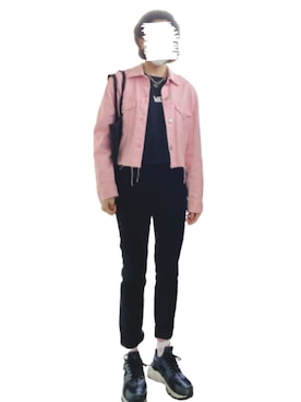 「アイテム（デニムジャケット、ピンク系）」を使った、つくね さん（レディース・157cm）の春コーディネート